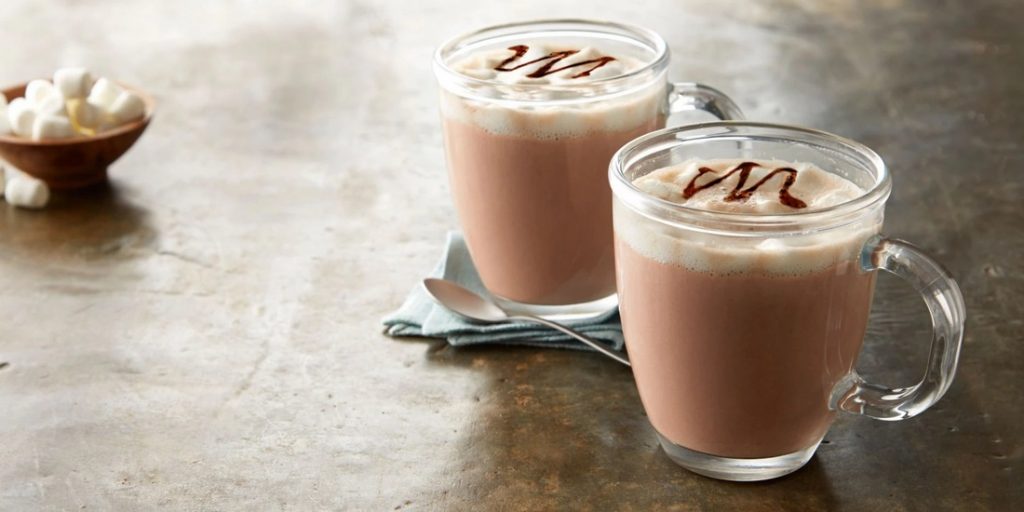 شیرکاکائو بدون چربی مناسب برای عضله سازی و چربی سوز شکم