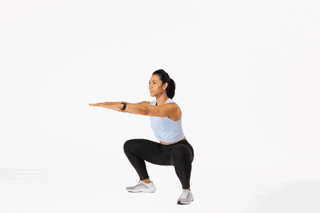 اسکوات سومو در تمرین برای تقویت عضلات همسترینگ